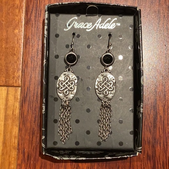 Grace Adele Celtic Knot Drop Earrings - Picture 2 of 6